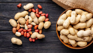 eating peanuts in winter
